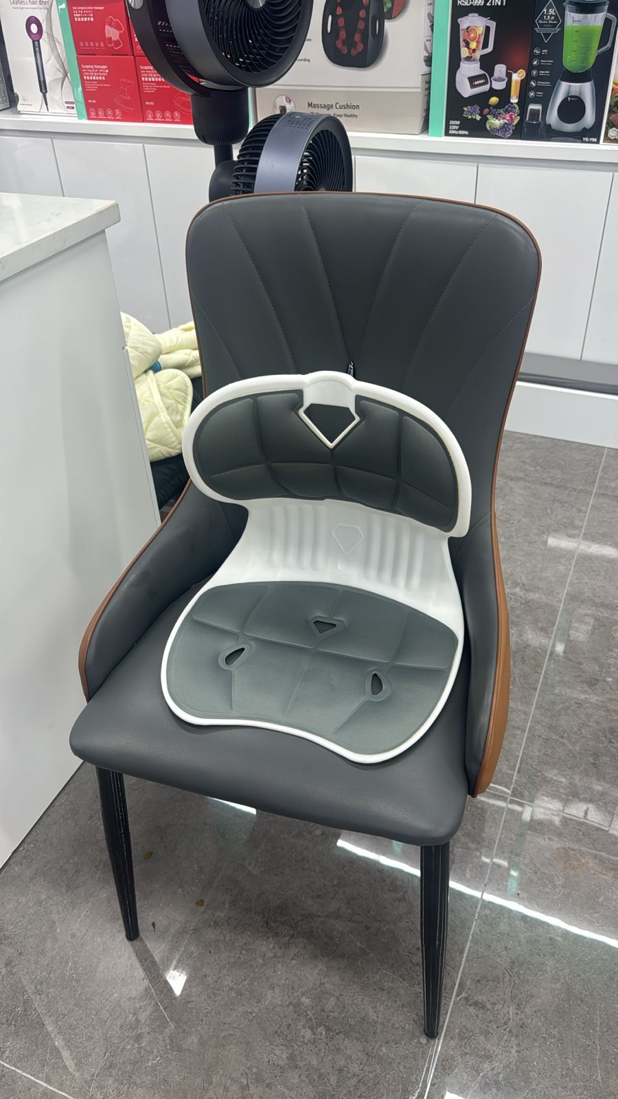 Back Comforter – Soothing Support for All-Day Relief