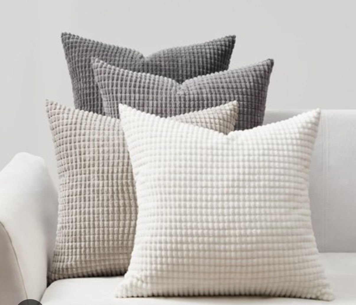 Throw pillow cases 4pcs  @1000