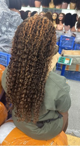 Brazilian 30-inch water curl