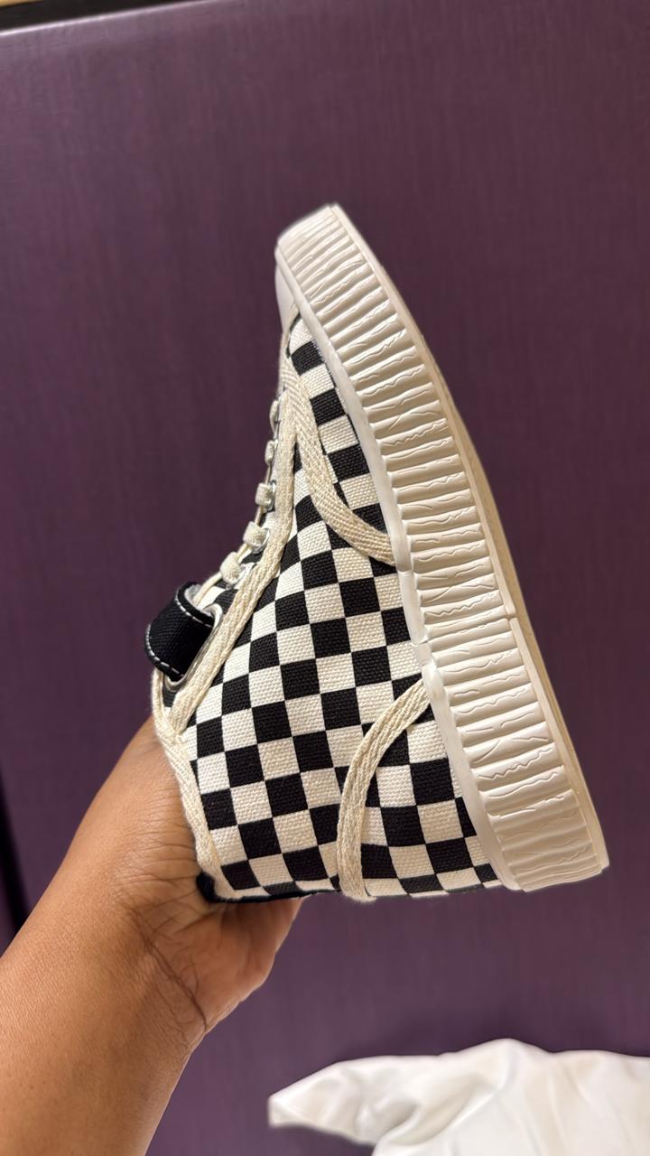 Quality High Cut Sneaker
