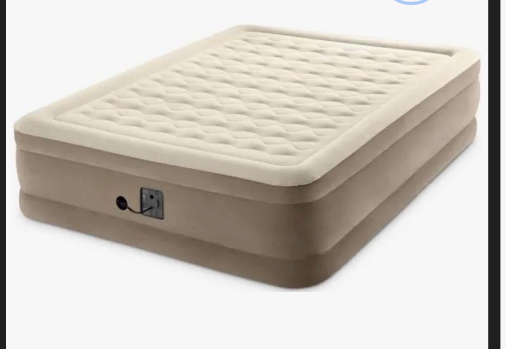 Big inflatable king size bed