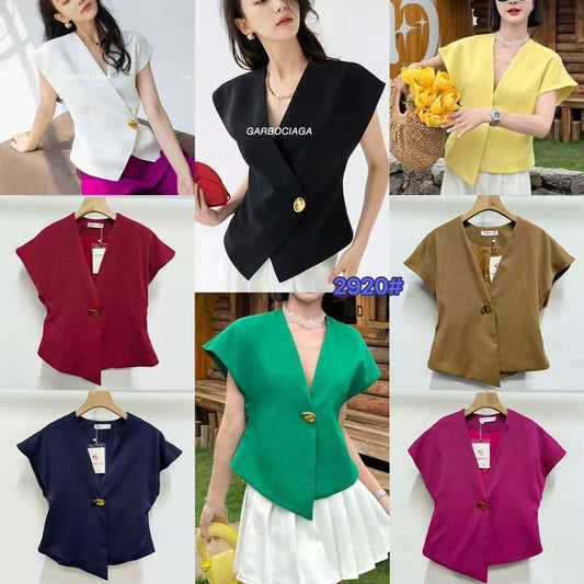 Timeless classy one-button piece