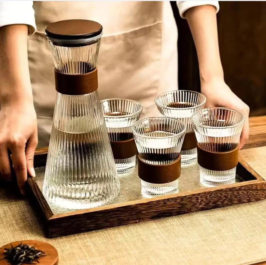 Classy decanter set