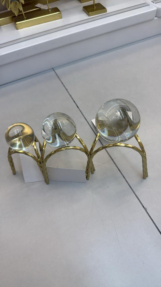 3 pcs can be placed separately