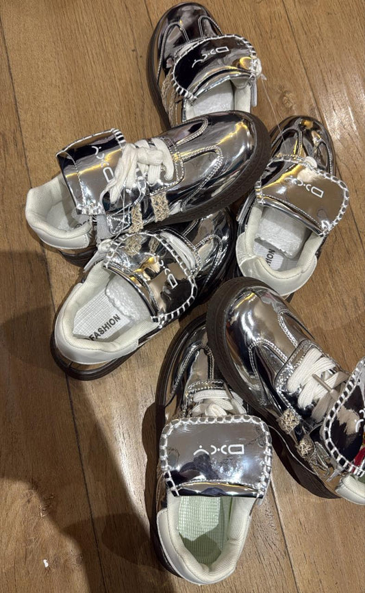 Classy metallic effect kids sneakers