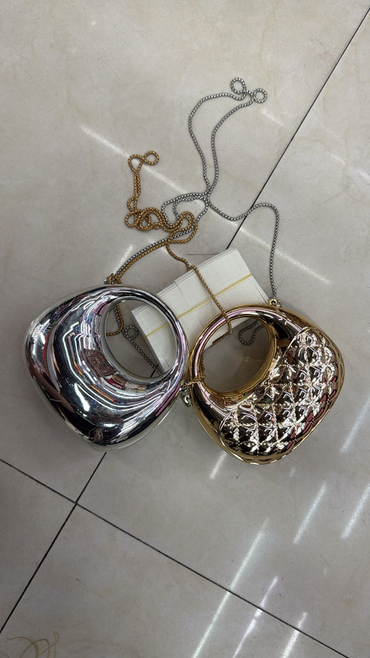 Fashionable mini acrylic bags for 2-8yrs very cutesy 2pcs at 650.
