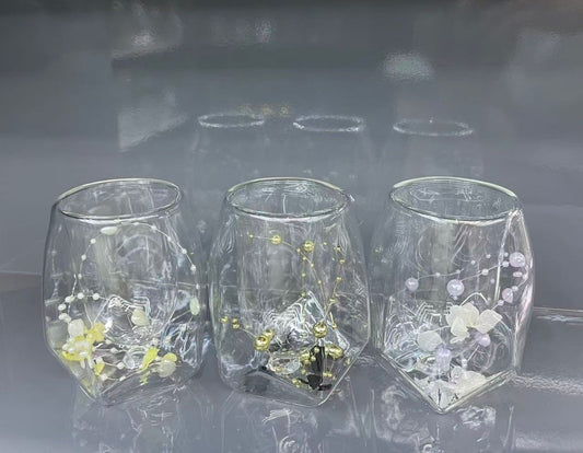 Beautiful stand alone double wall glasses with beautiful insert details 2pcs